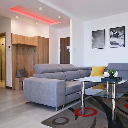 Irs Royal Apartments Apartamenty Irs Aviator Gdansk Bagian luar foto