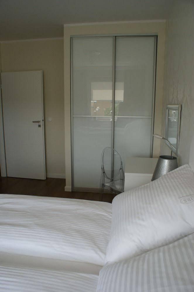 Irs Royal Apartments Apartamenty Irs Aviator Gdansk Bagian luar foto