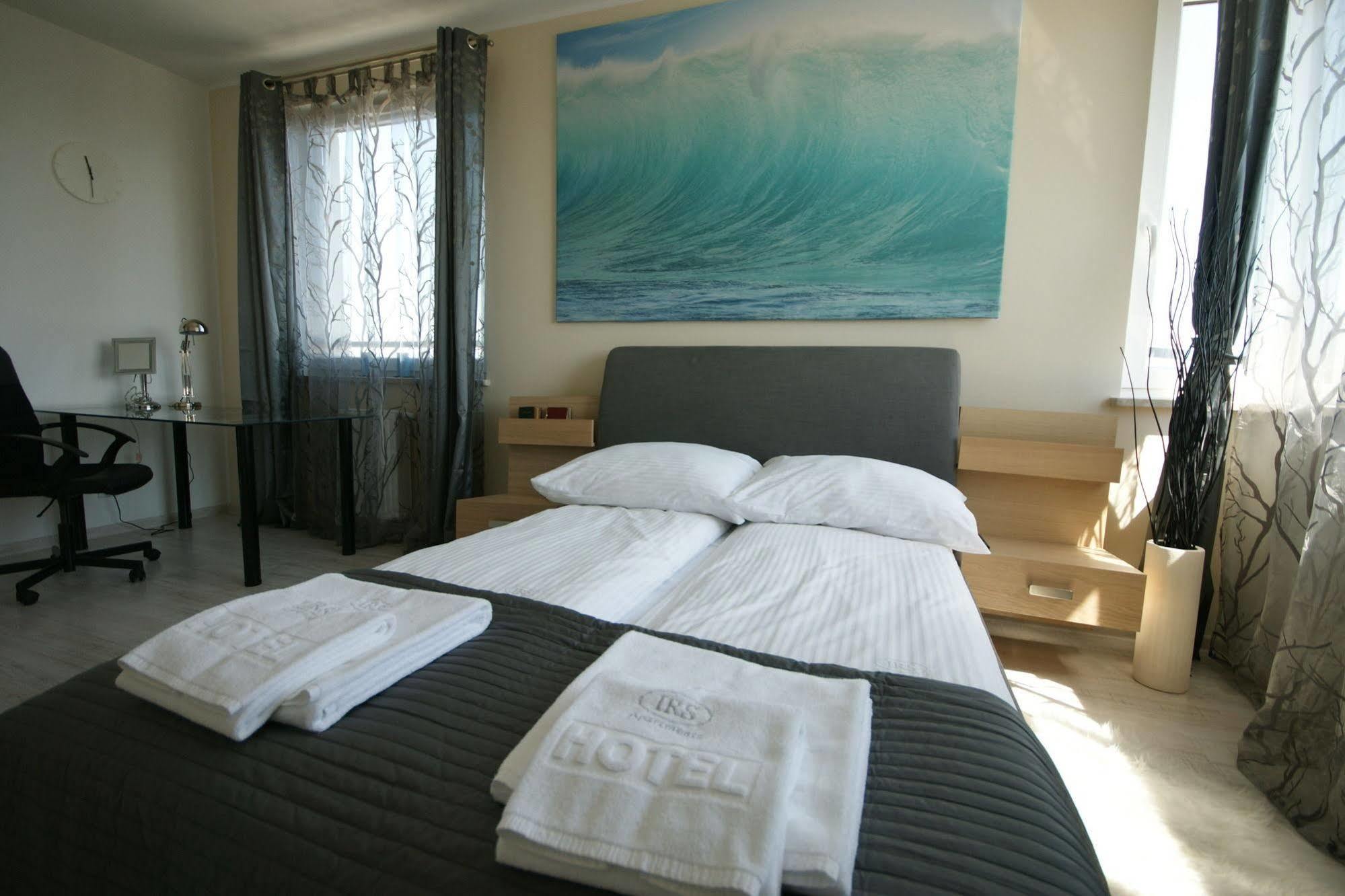 Irs Royal Apartments Apartamenty Irs Aviator Gdansk Bagian luar foto