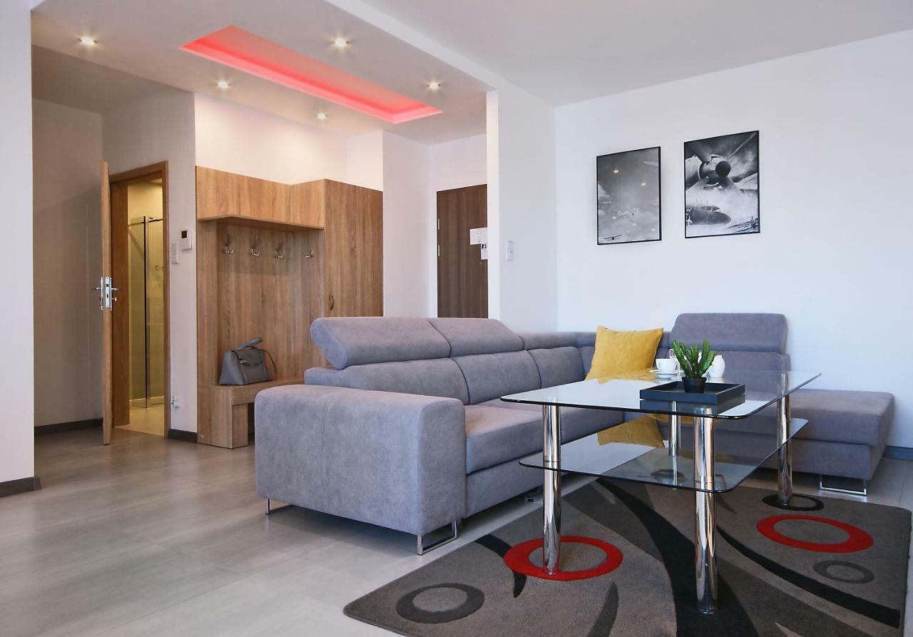 Irs Royal Apartments Apartamenty Irs Aviator Gdansk Bagian luar foto